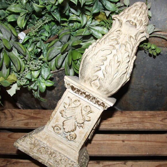 Shabby Ornate 16" Old World French Country Cream & Gold Decor Finial - Picture 1 of 10